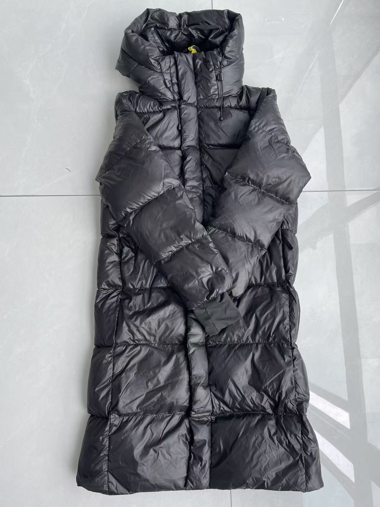 长款过膝加厚防寒羽绒服实拍